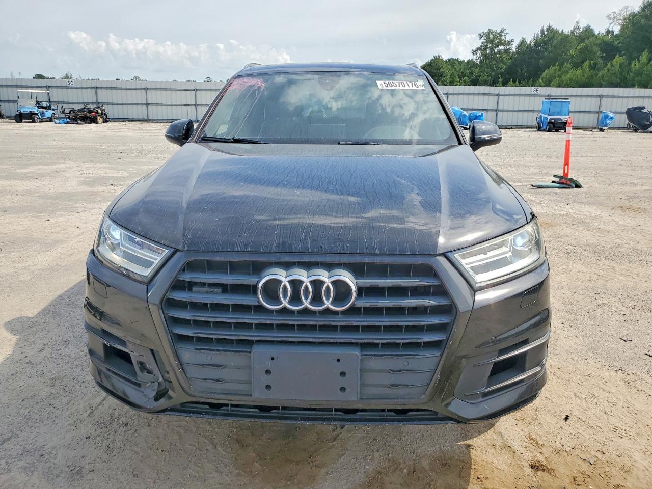 Audi Q7 Premium