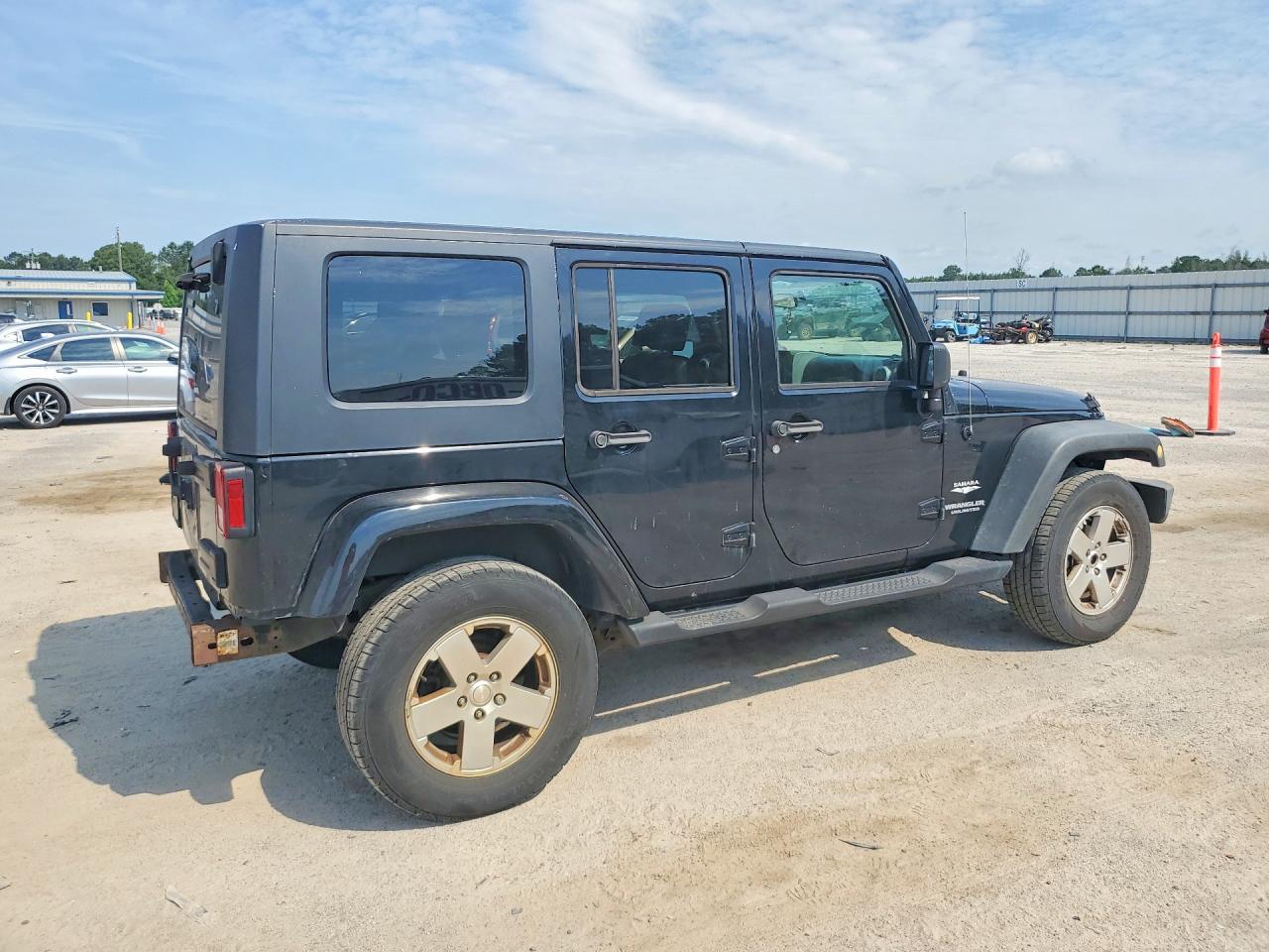 Jeep Wrangler Sahara