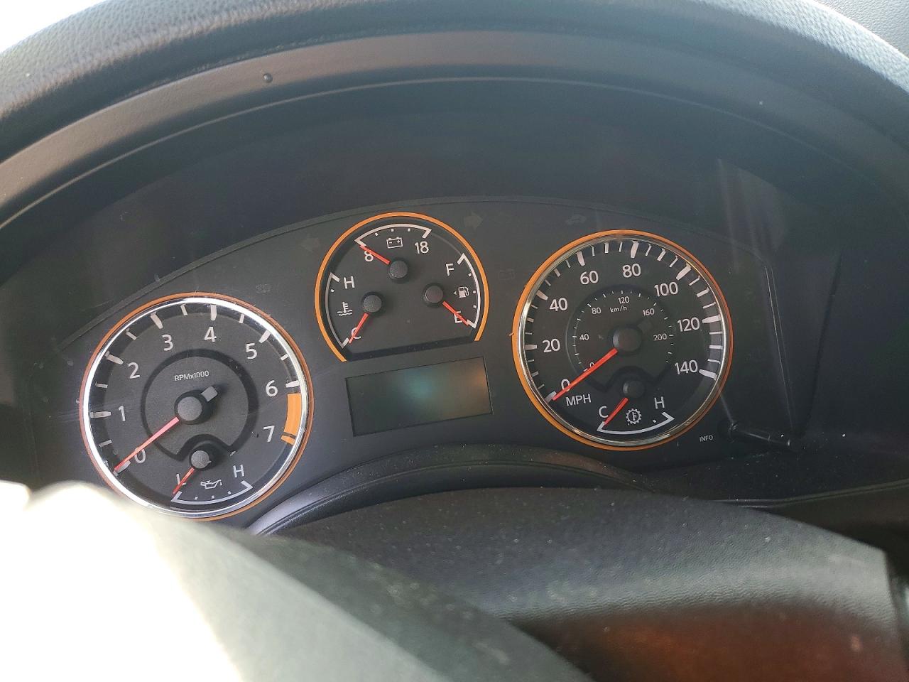 Nissan Armada Sl