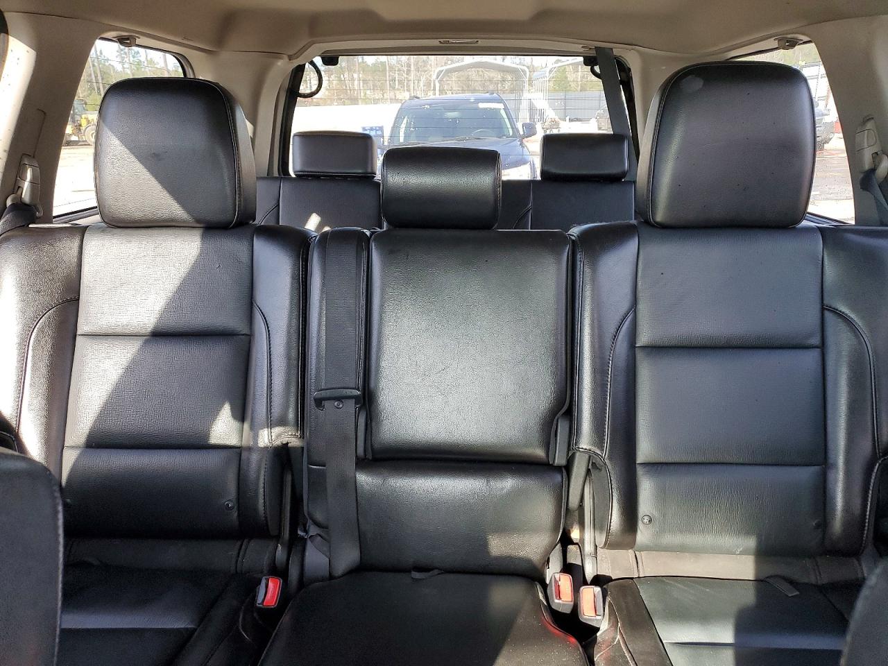 Nissan Armada Sl