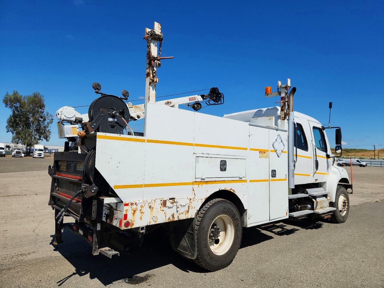 Freightliner M2 106 Heavy Duty