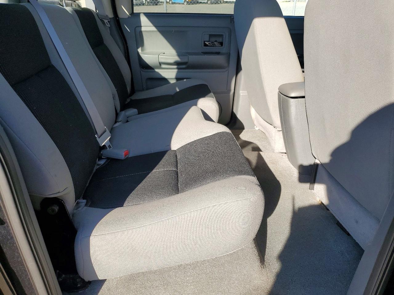Dodge Dakota Quad Slt