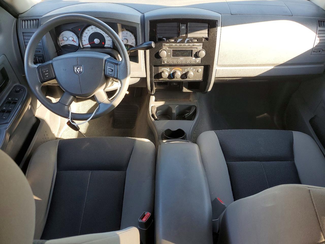 Dodge Dakota Quad Slt