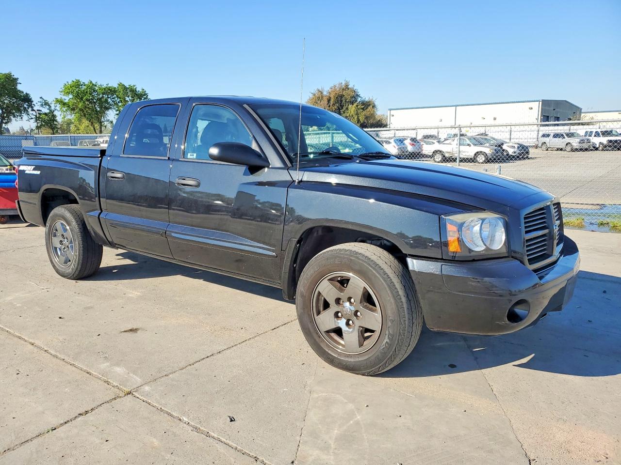 Dodge Dakota Quad Slt