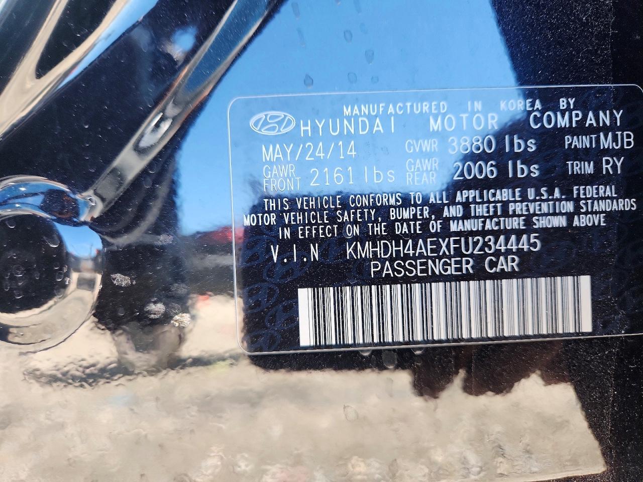 Hyundai ELANTRA