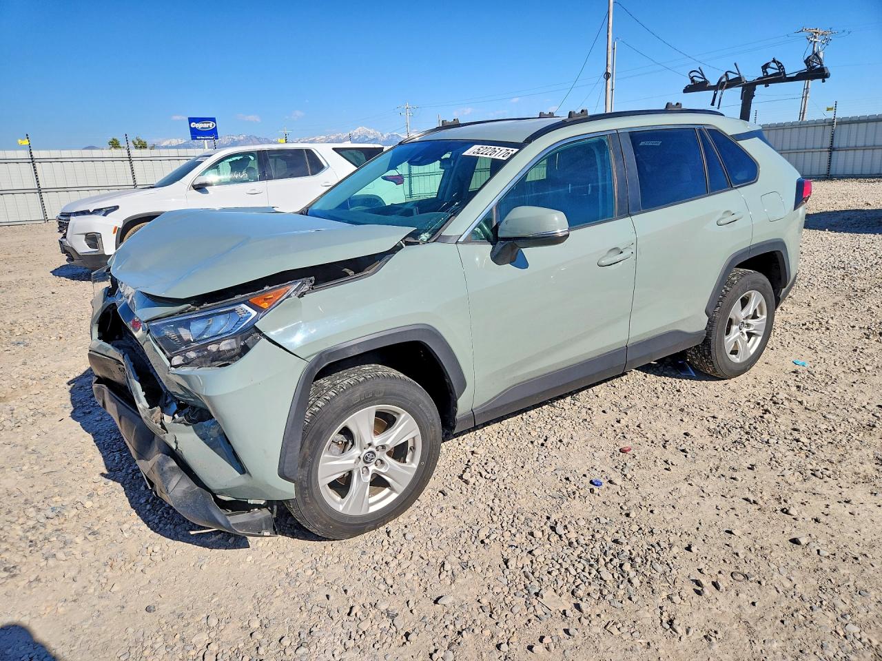 Salvage Toyota RAV4 Image