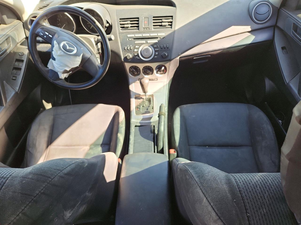 Mazda 3 I
