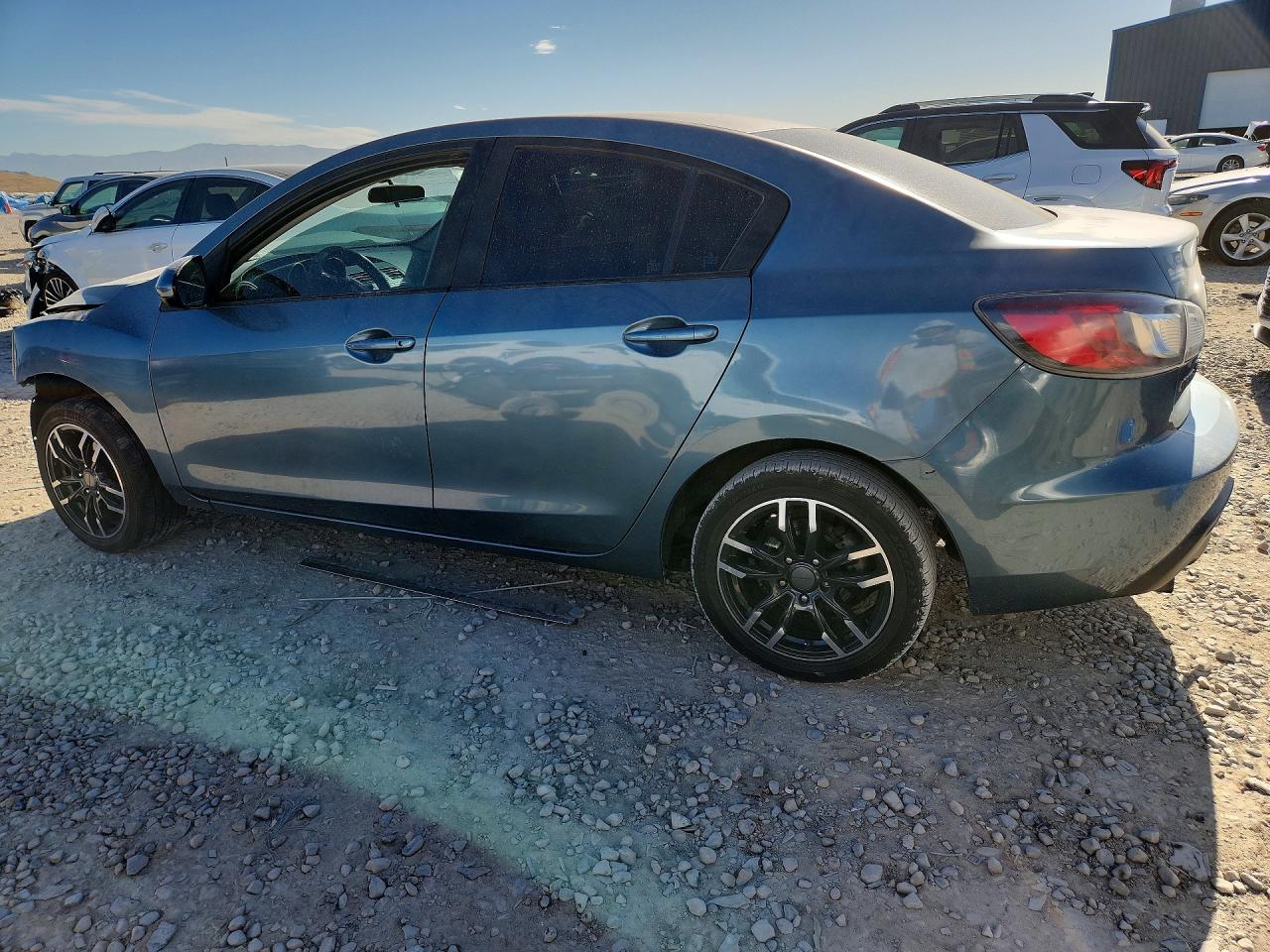 Mazda 3 I