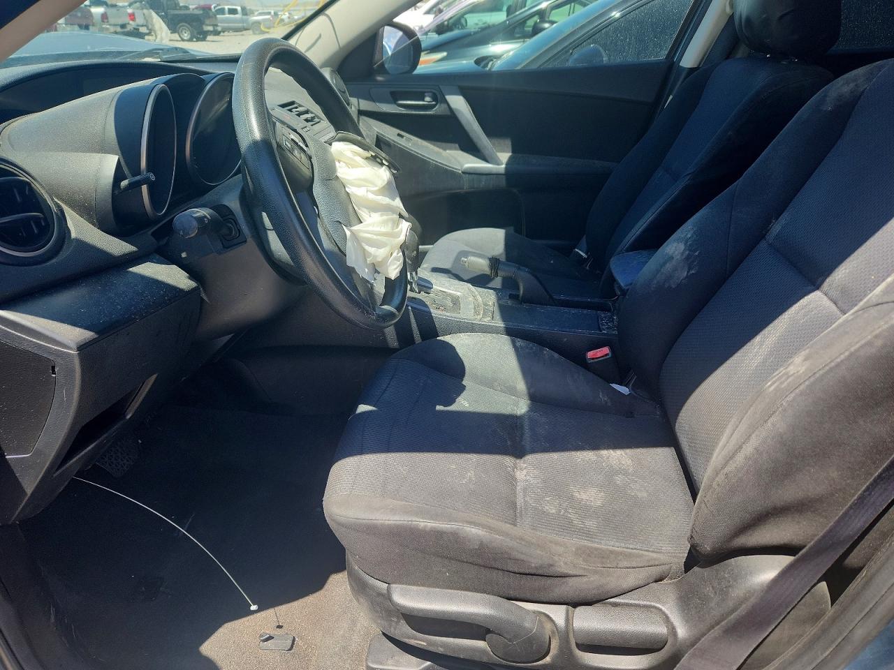 Mazda 3 I