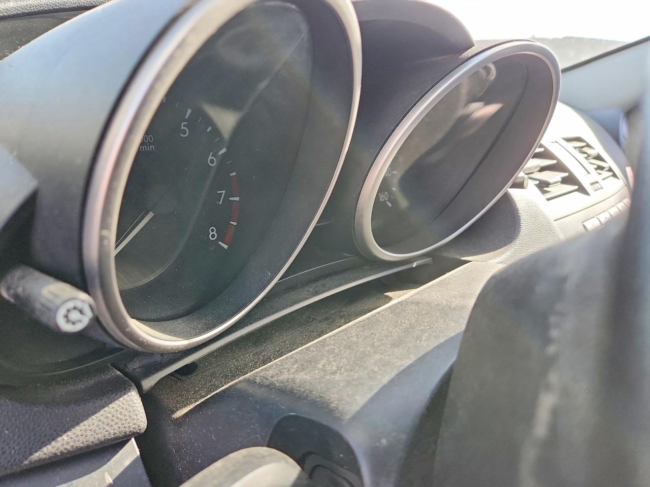 Mazda 3 I