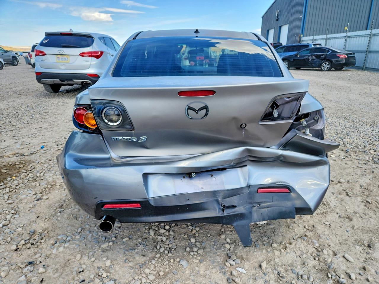 Mazda 3 I