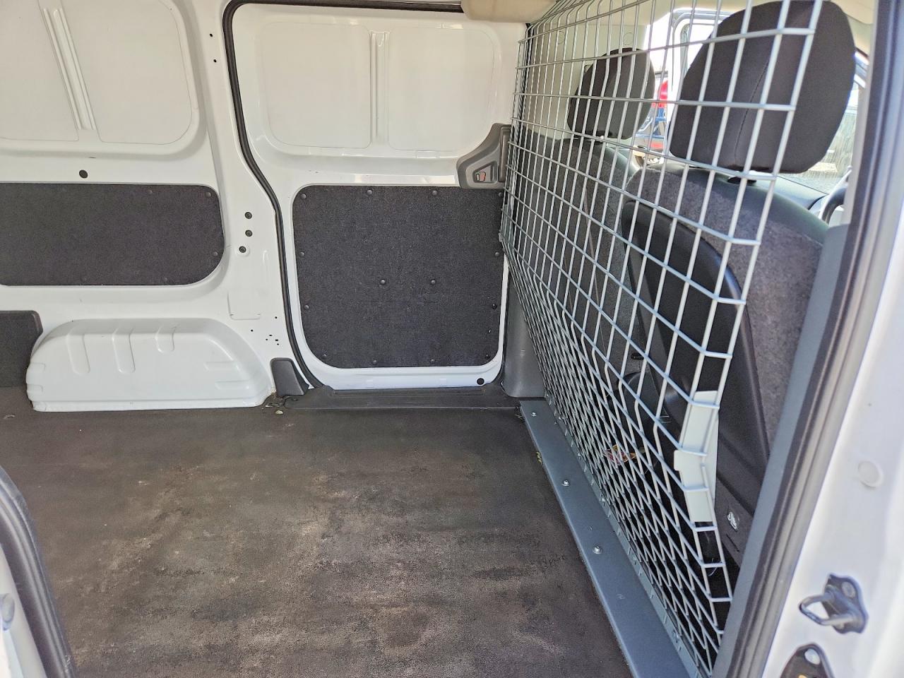 Nissan Nv S
