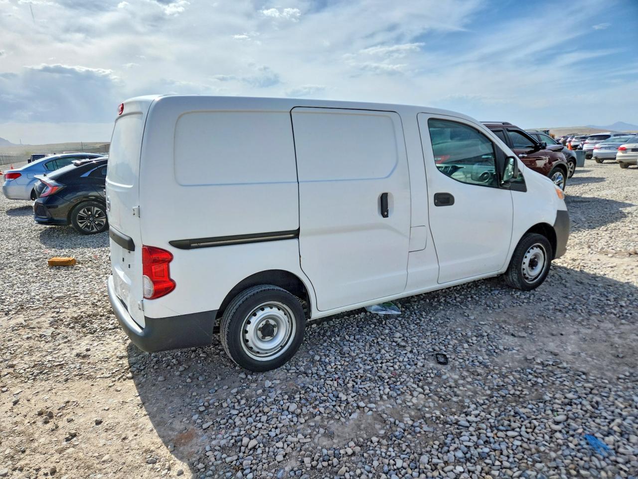 Nissan Nv S