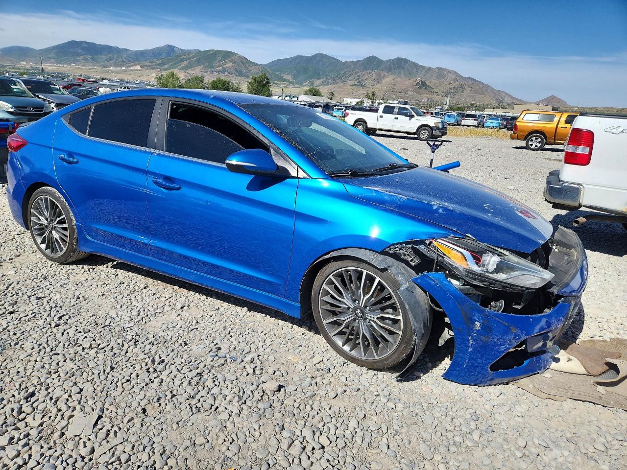 Hyundai ELANTRA Sport