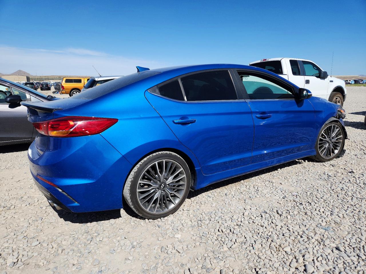 Hyundai ELANTRA Sport