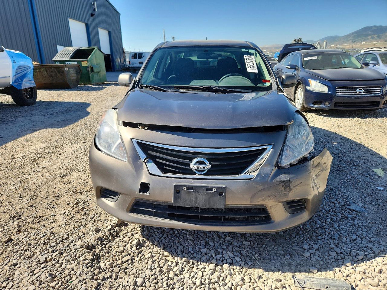 Nissan Versa 1.6 Sv