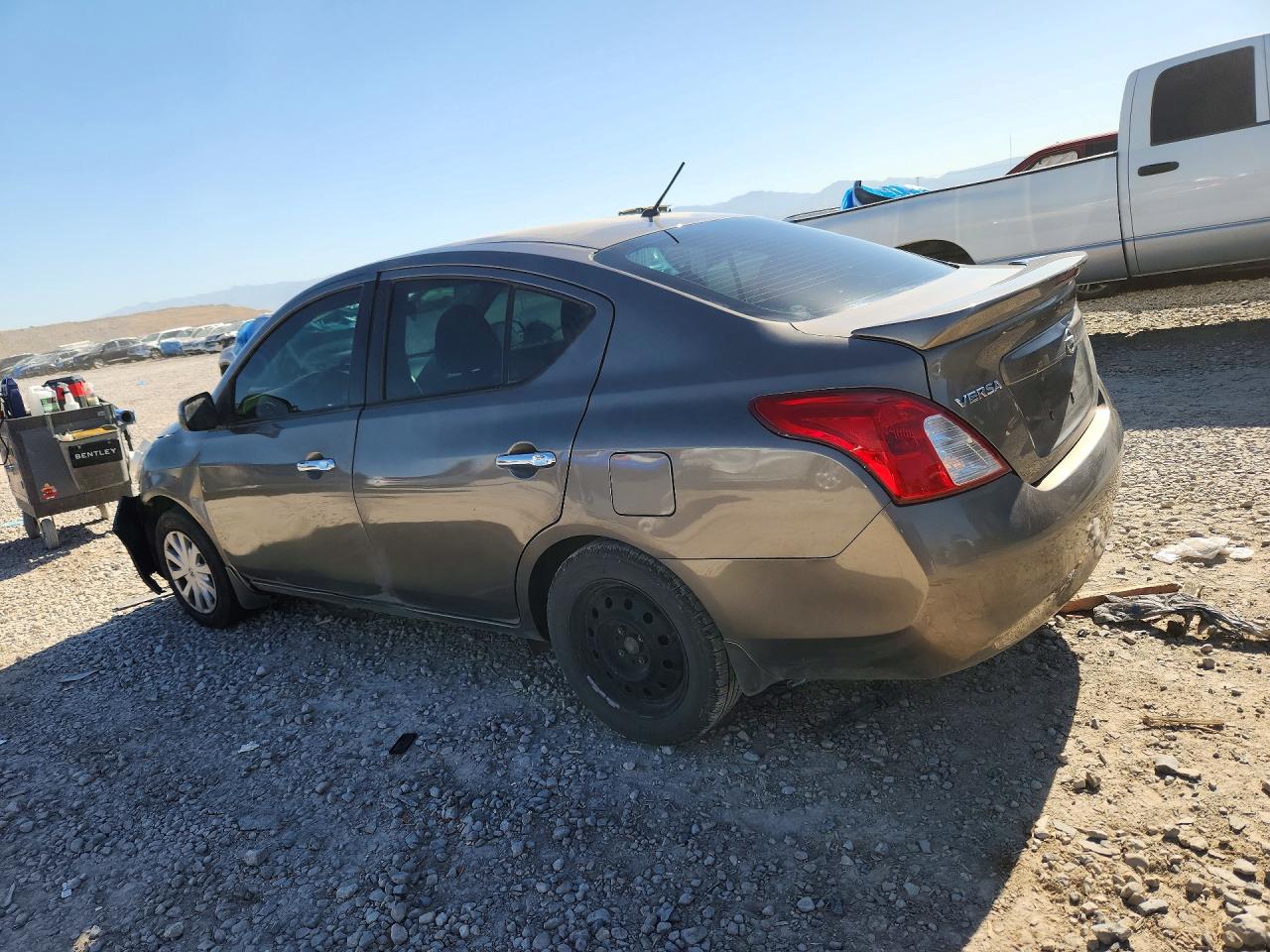 Nissan Versa 1.6 Sv