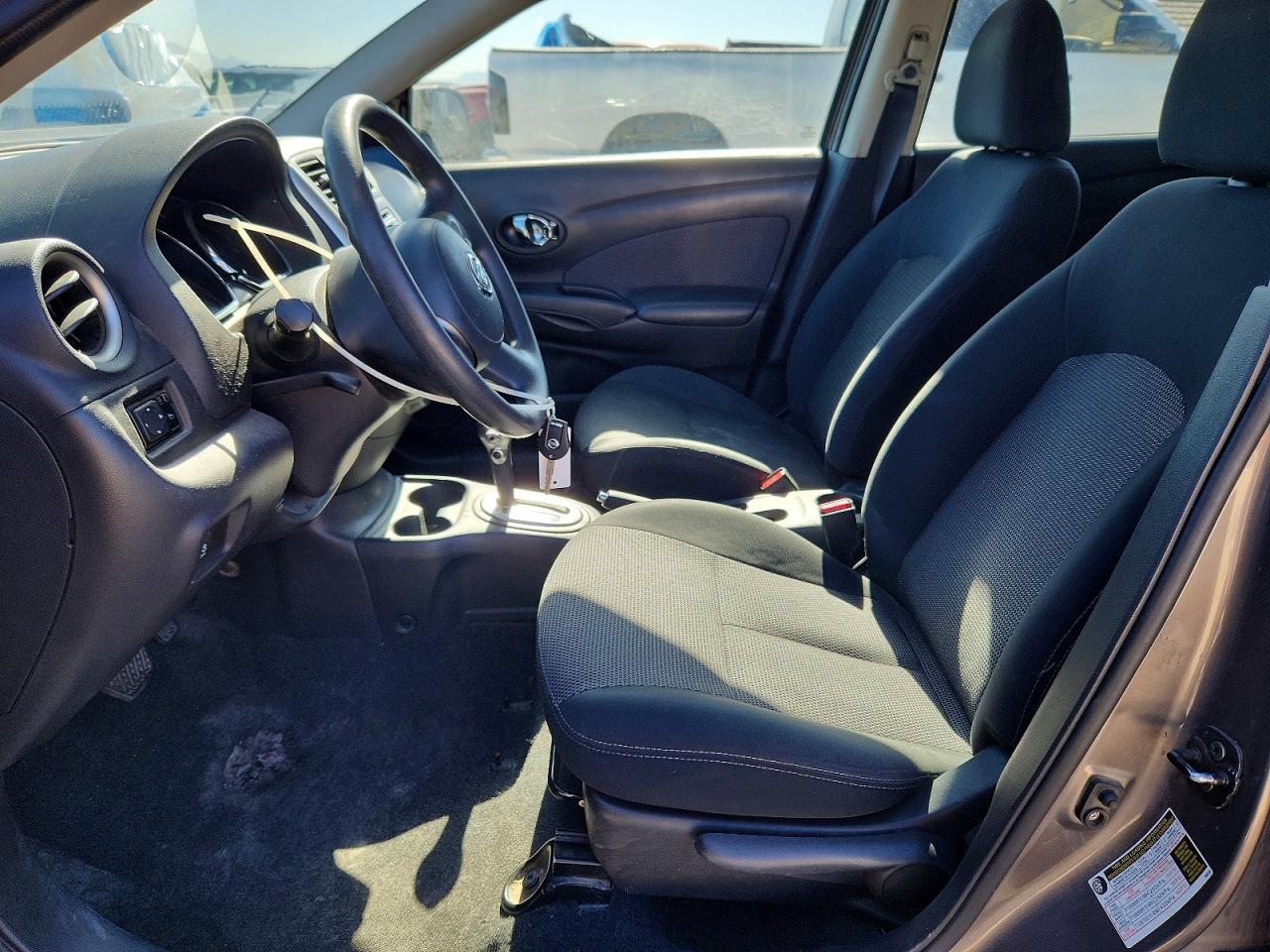 Nissan Versa 1.6 Sv