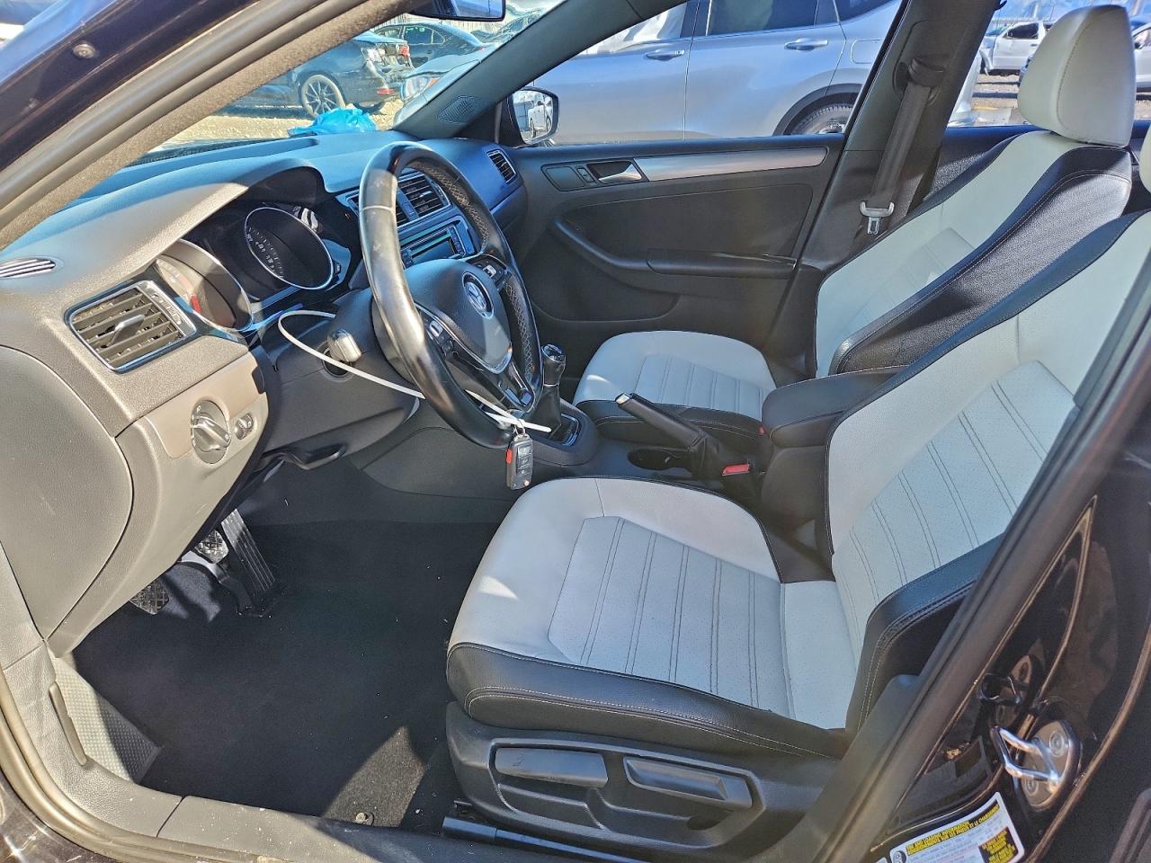 Volkswagen Jetta Sport