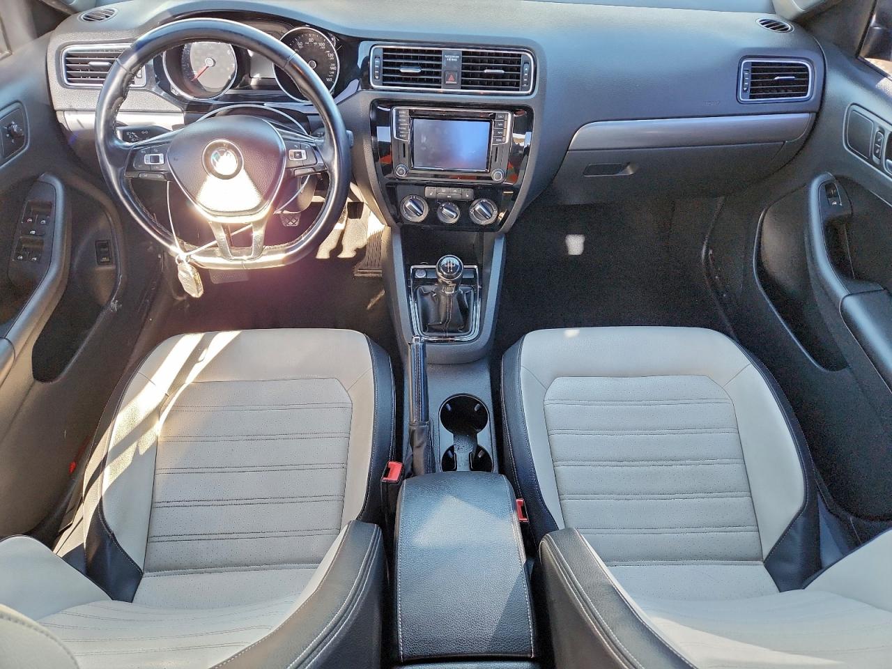 Volkswagen Jetta Sport