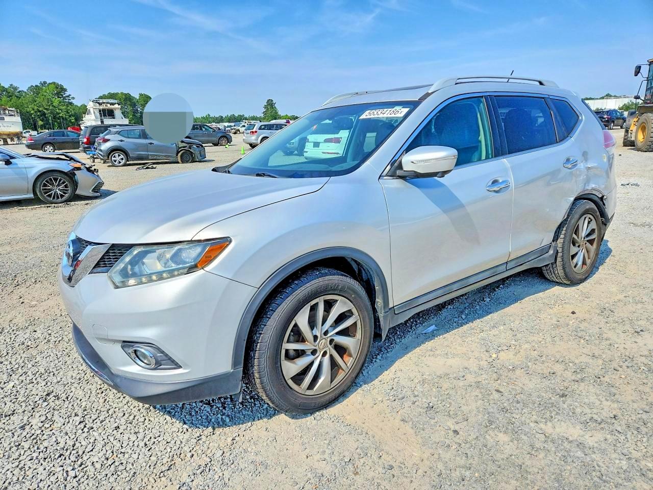 Salvage Nissan Rogue Image