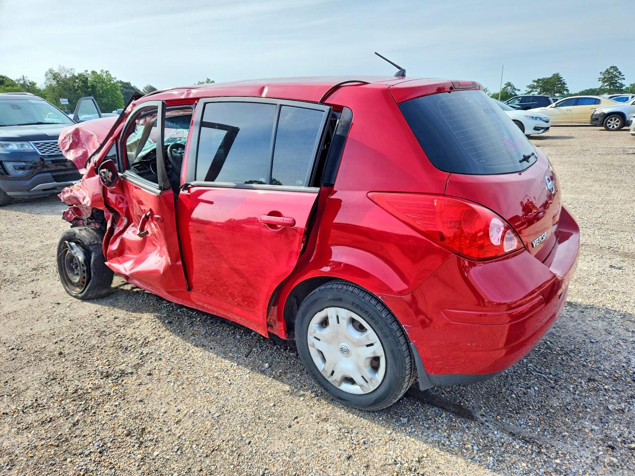 Nissan Versa 1.8 S