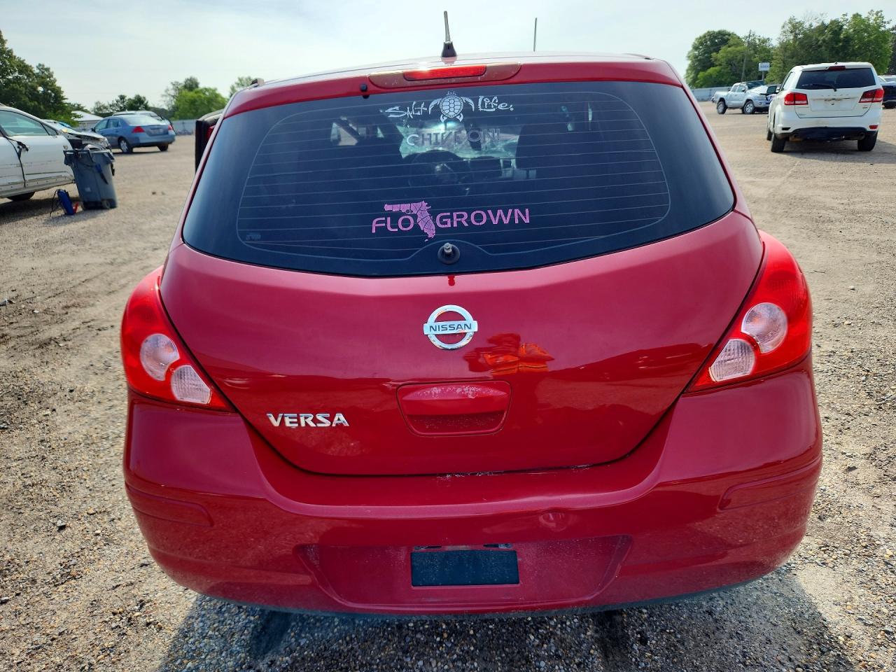 Nissan Versa 1.8 S