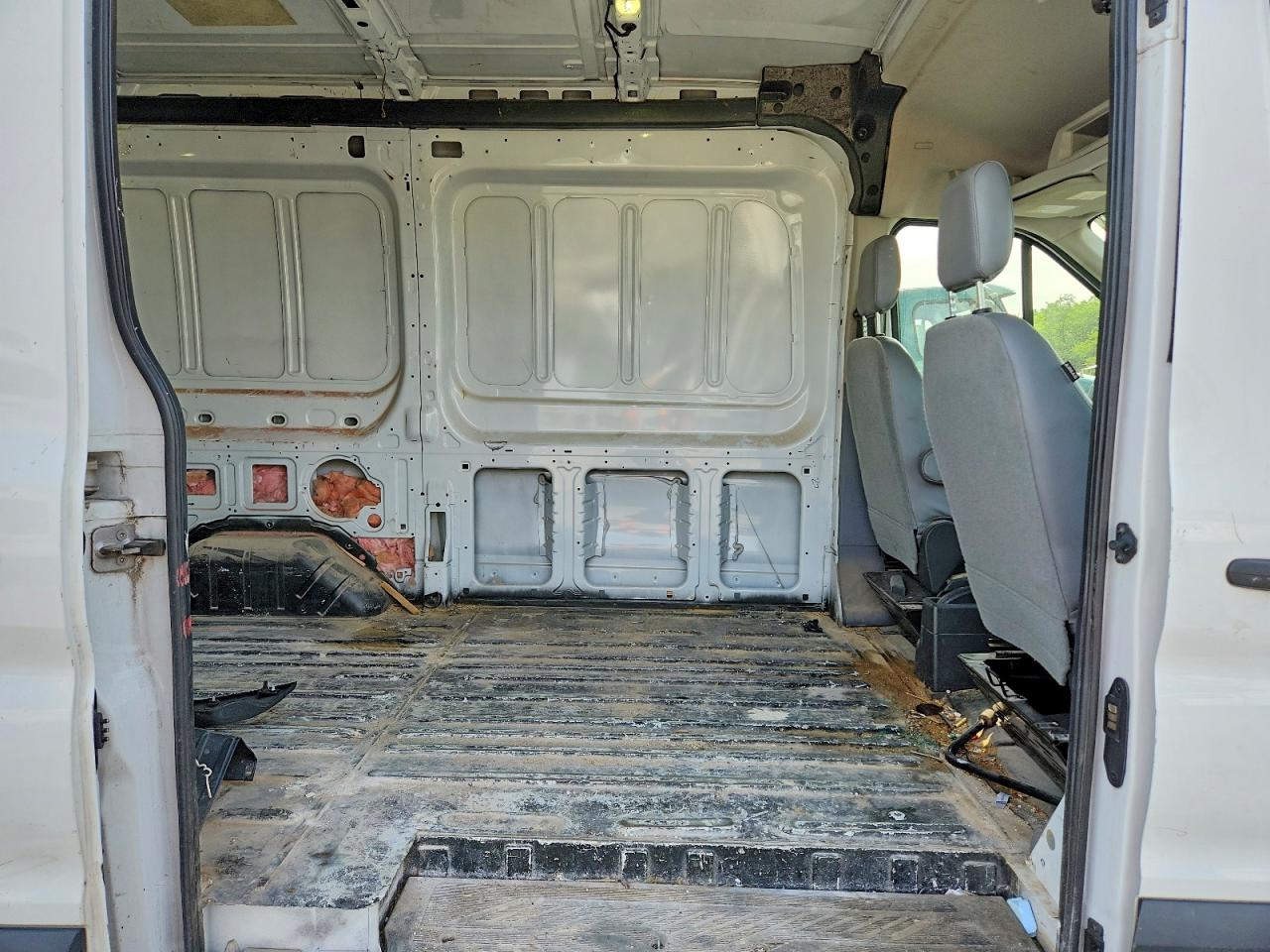 Ford Transit T-250