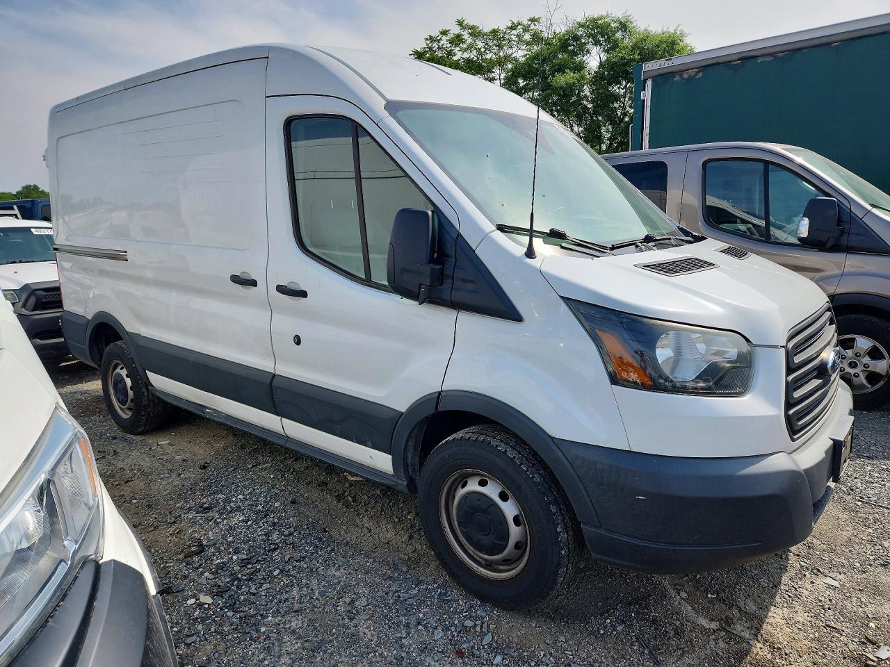 Ford Transit T-250