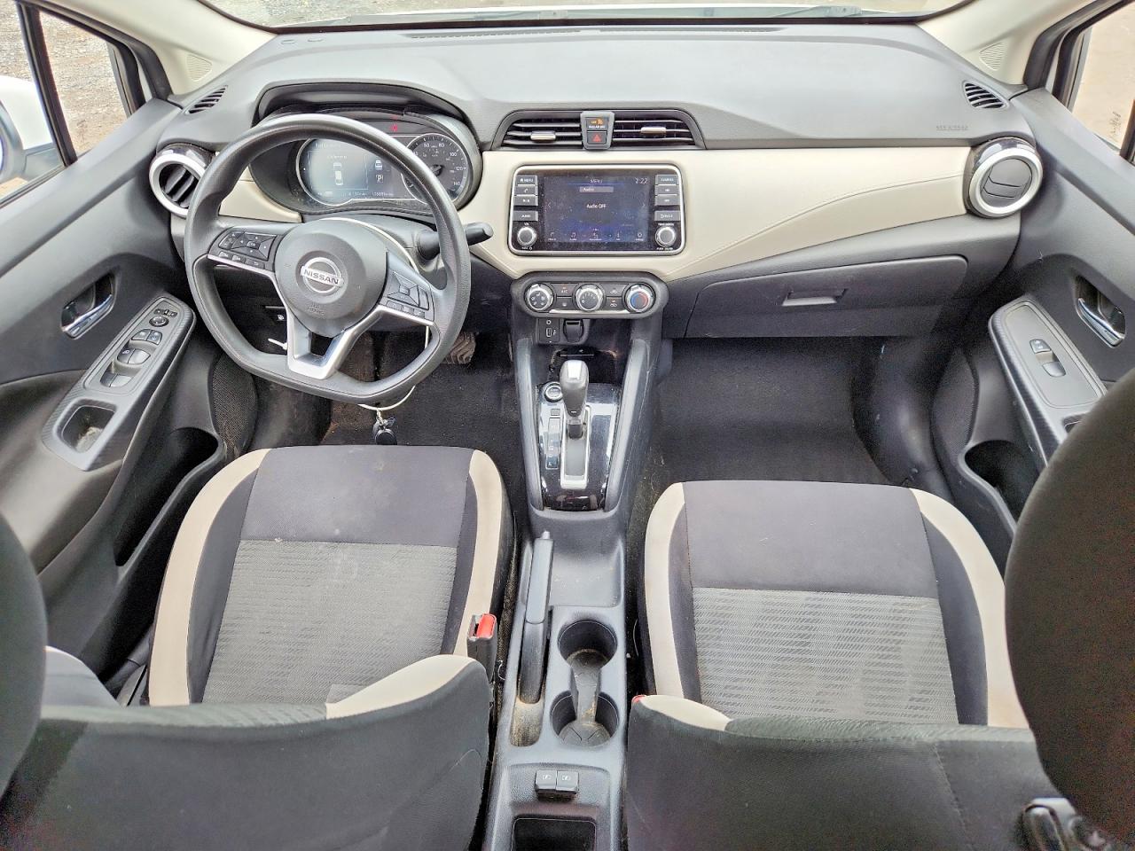 Nissan Versa Sv