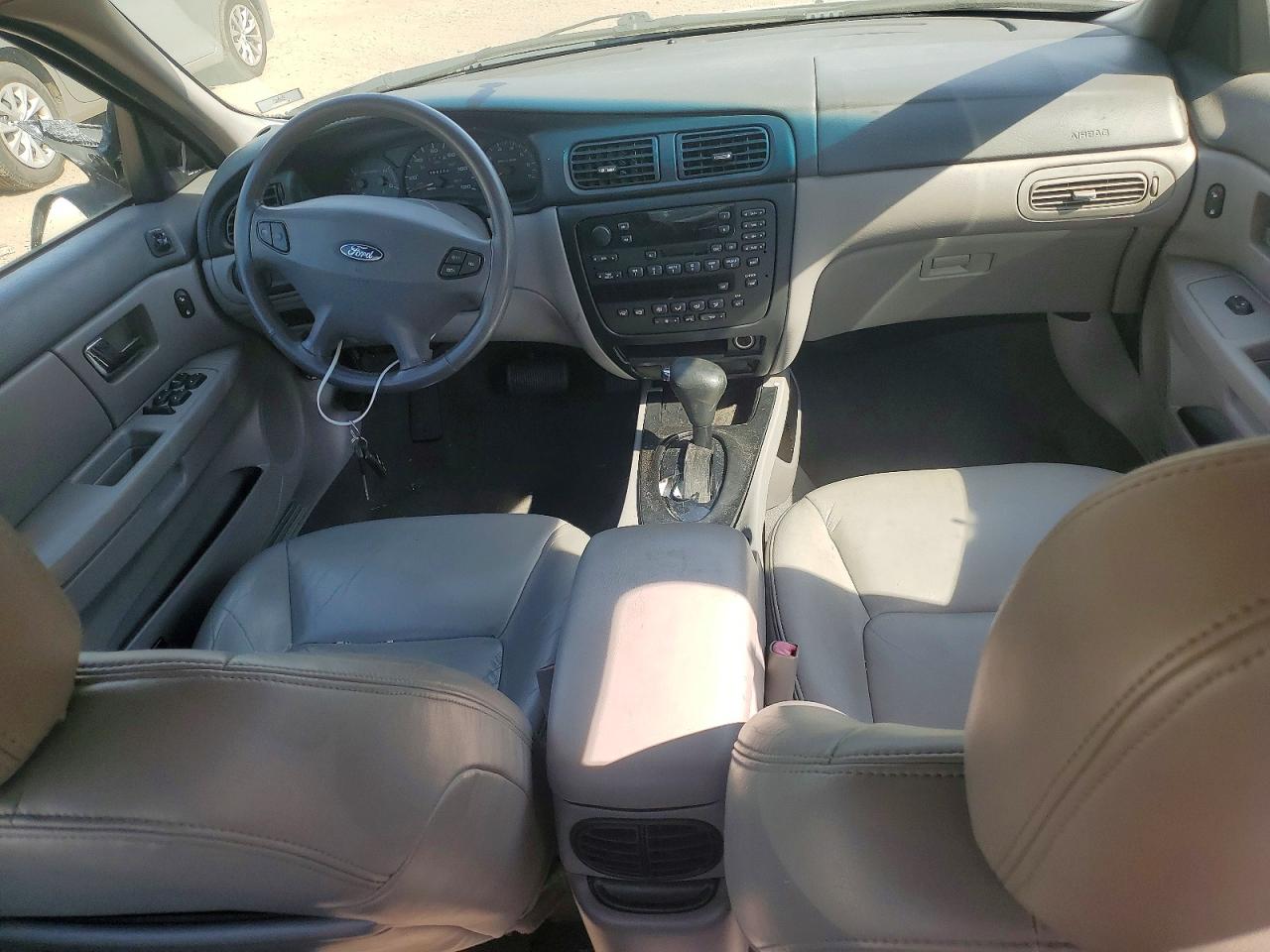 Ford Taurus Sel