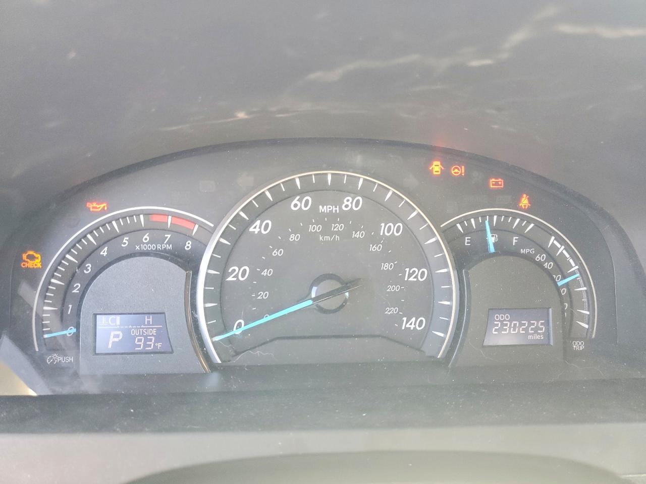 Toyota Camry Le