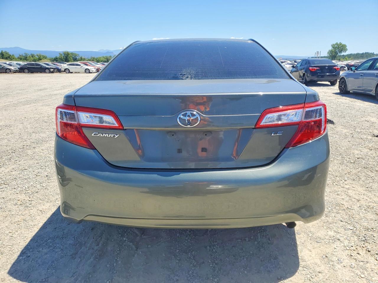 Toyota Camry Le