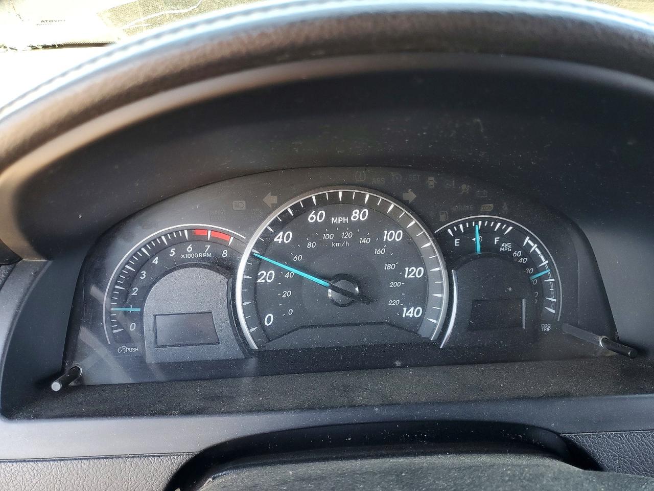 Toyota Camry Le