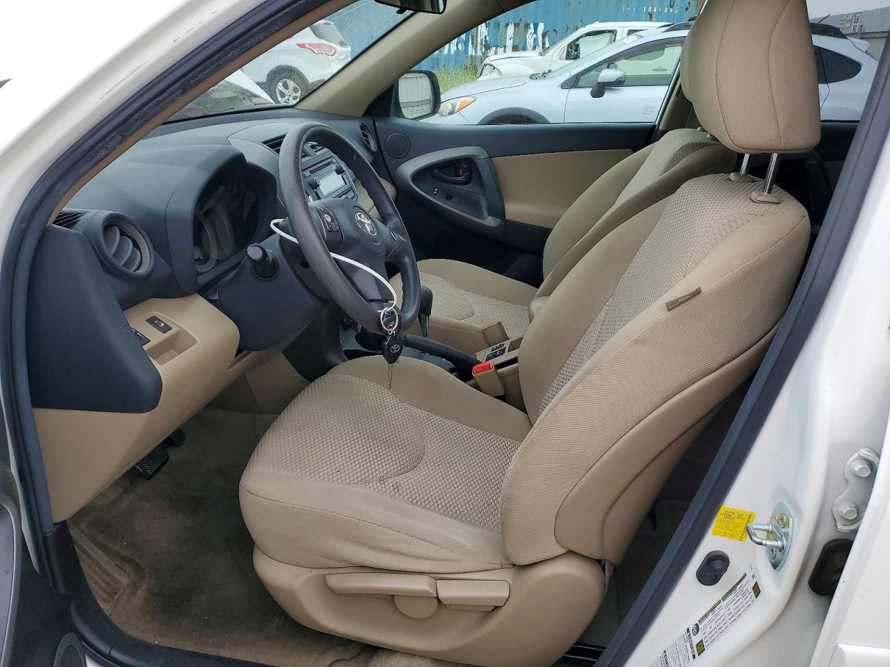 Toyota RAV4 Base