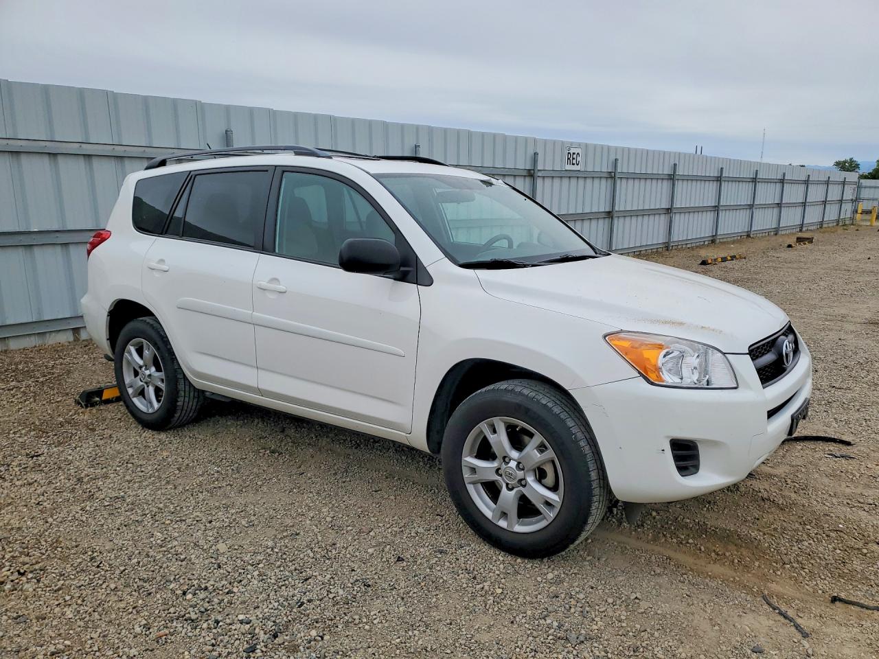 Toyota RAV4 Base