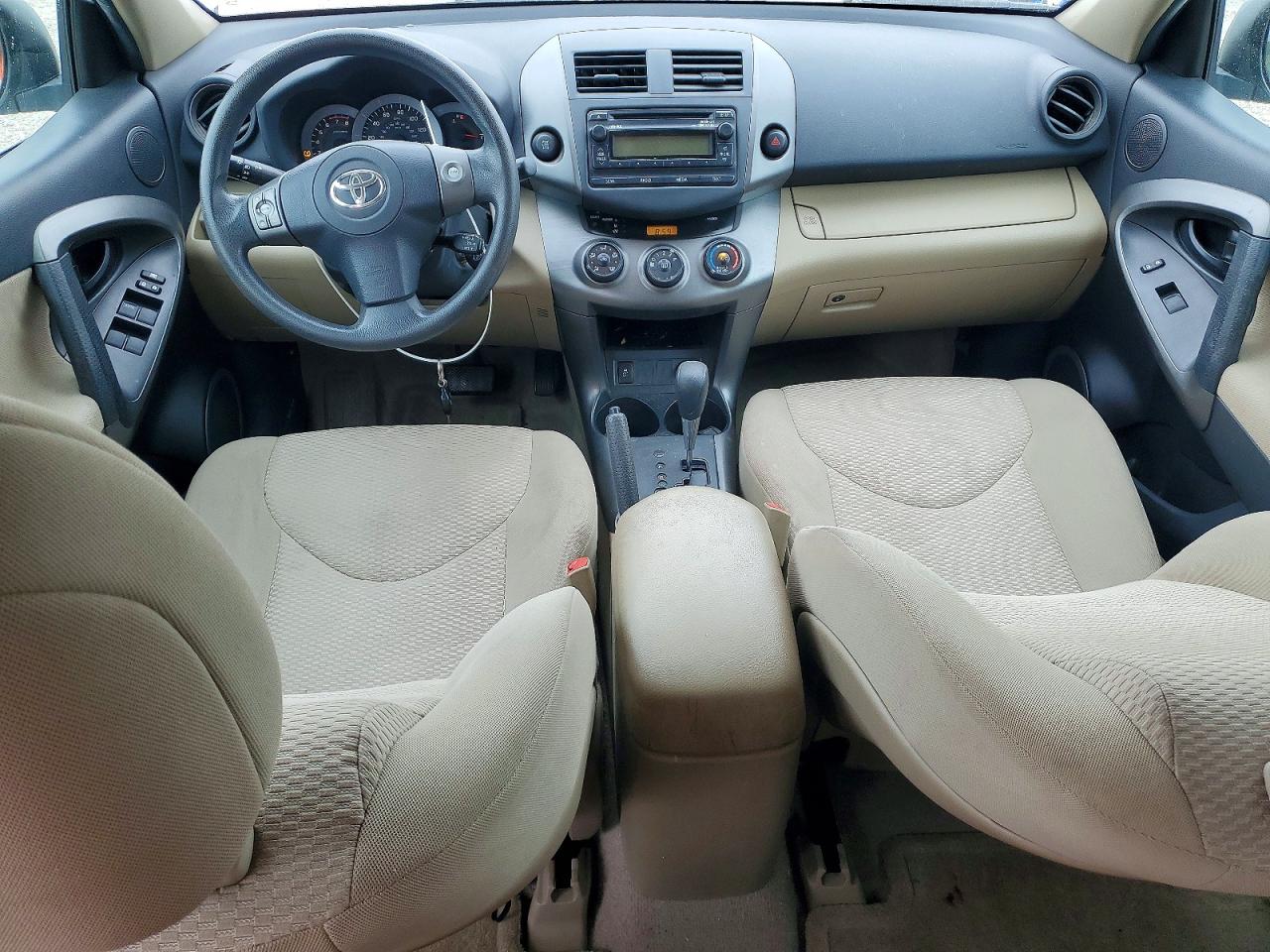 Toyota RAV4 Base