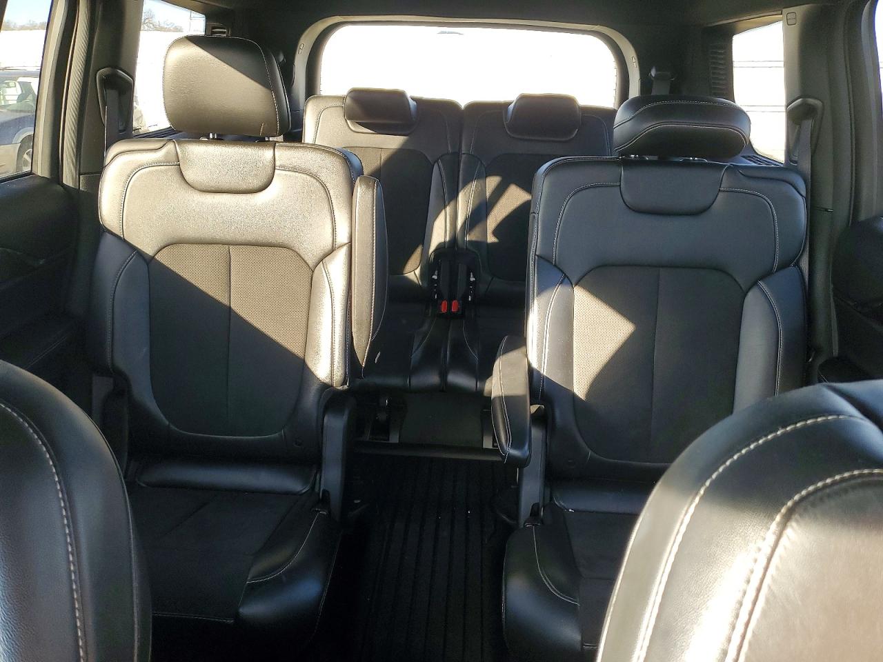 Jeep Grand Cherokee L Laredo
