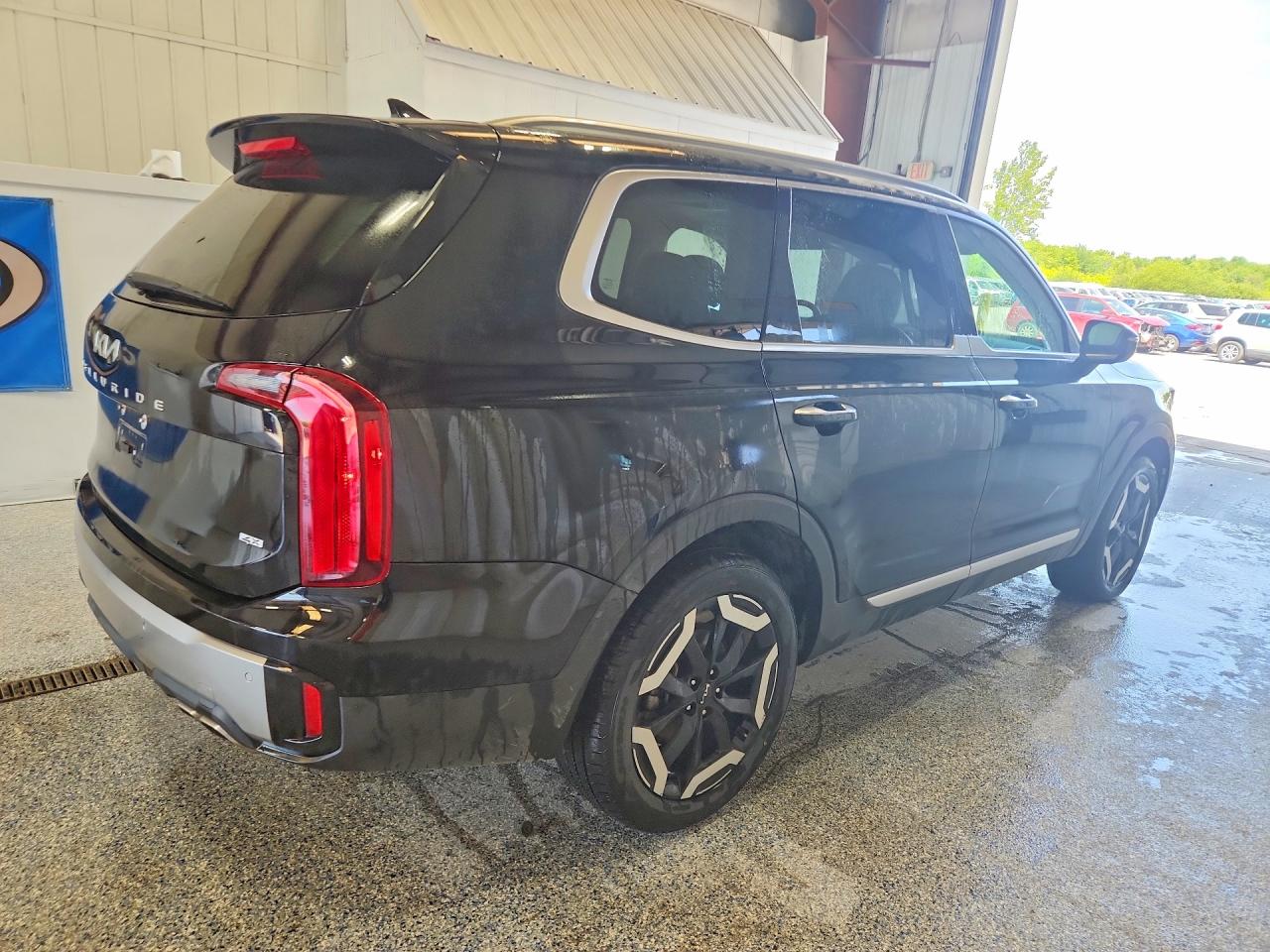 Kia Telluride S