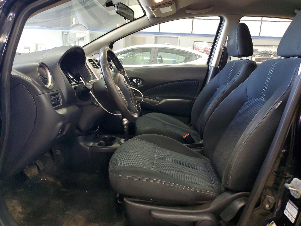 Nissan Versa Sv