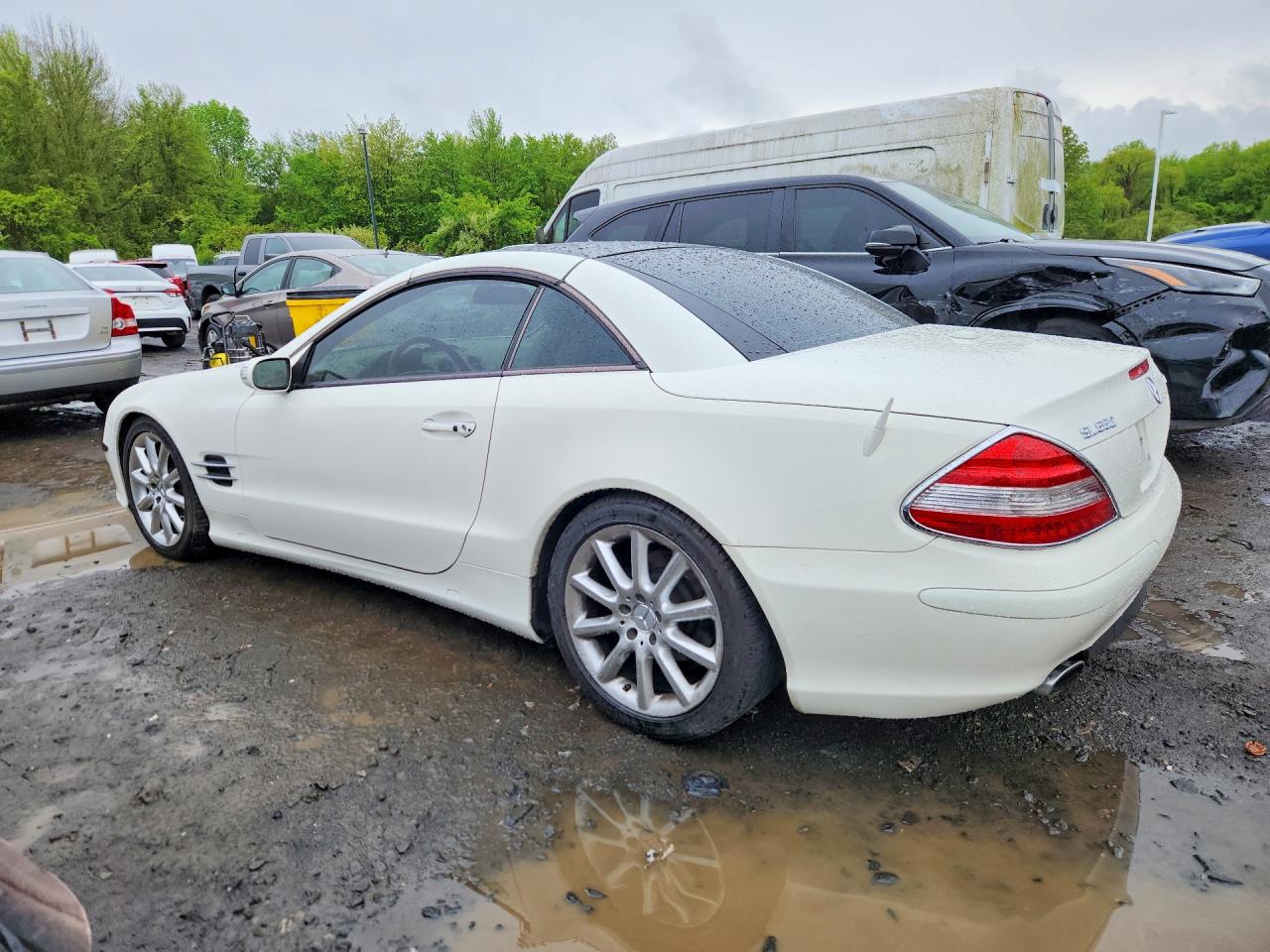 Mercedes-Benz S-Class 550