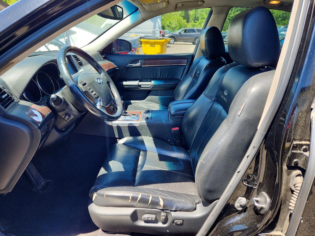 INFINITI M35 X