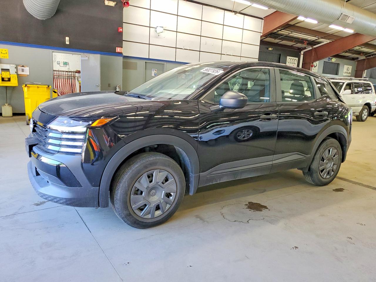 Salvage Nissan Kicks Image
