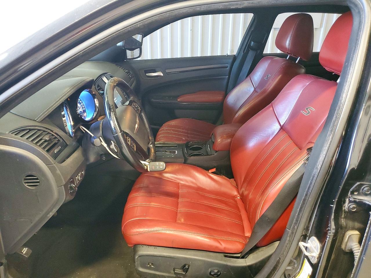 Chrysler 300 S