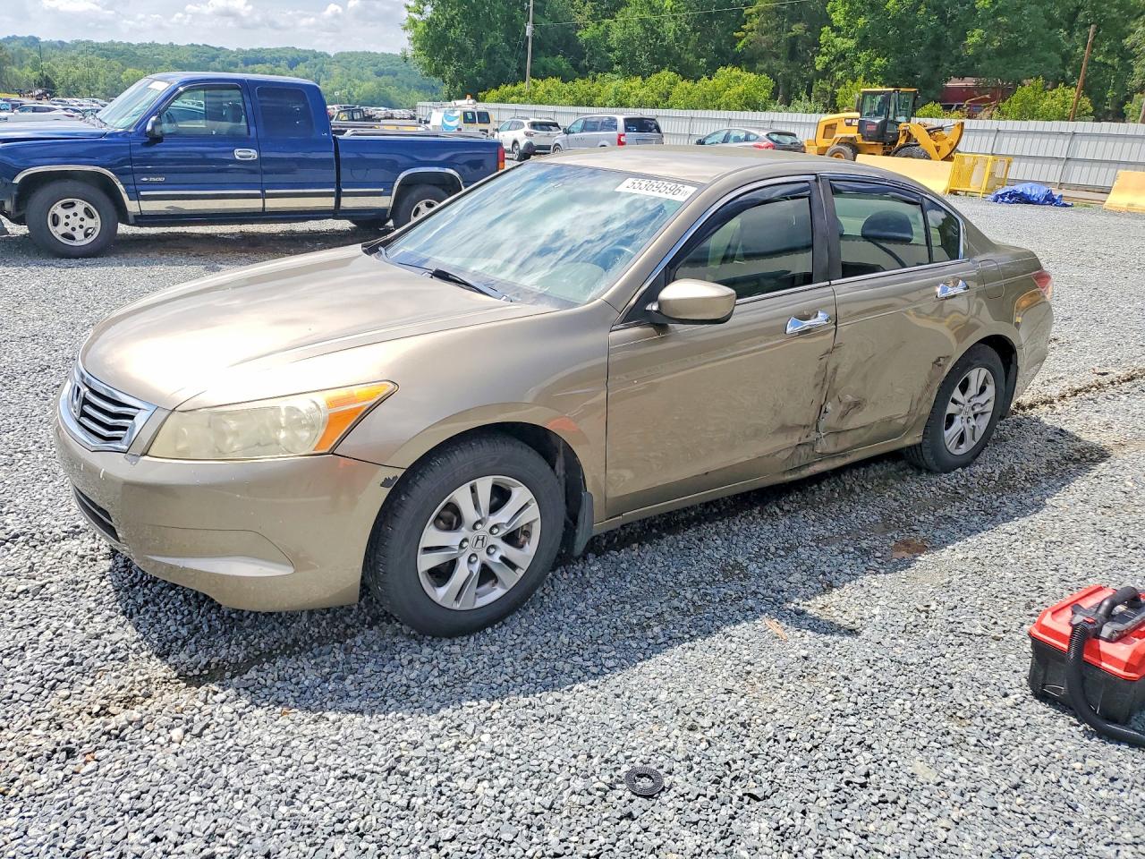 Salvage Honda Accord Image