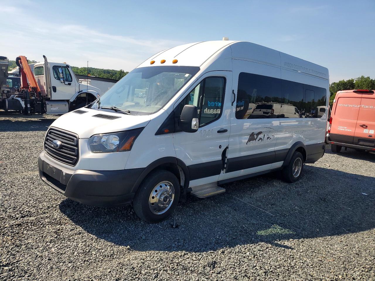 Salvage Ford Transit Image
