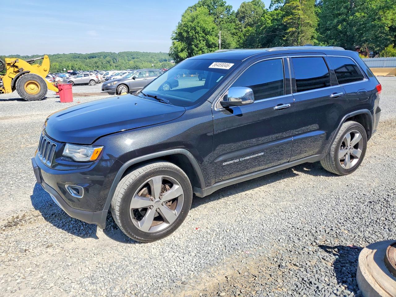 Salvage Jeep Cherokee Image