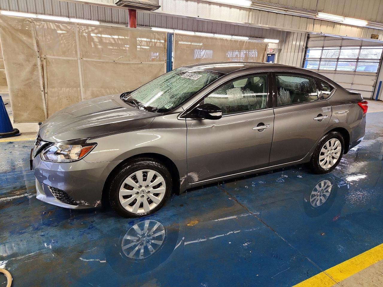 Salvage Nissan Sentra Image