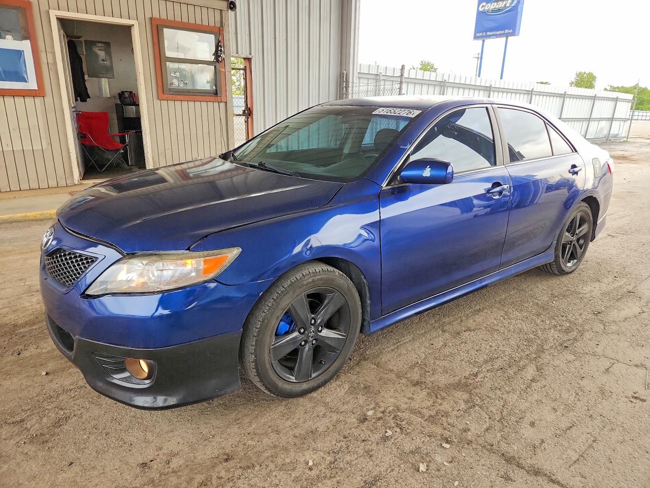 Salvage Toyota Camry Image