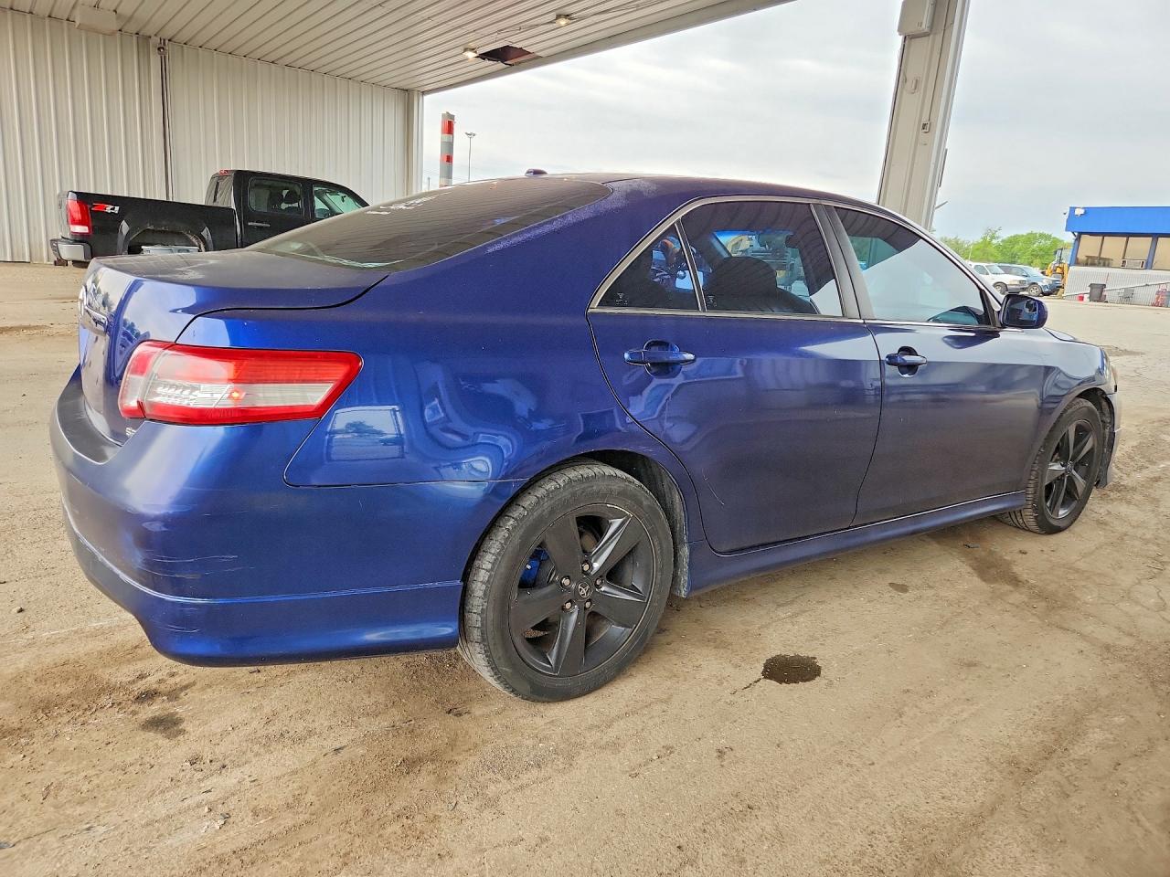 Toyota Camry Base